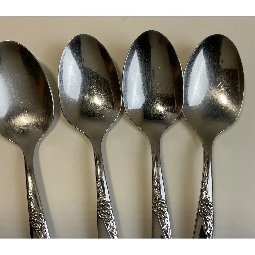 Oneida Wm A Rogers Premier Stainless La Rose Teaspoons Vintage Set of 4 Floral